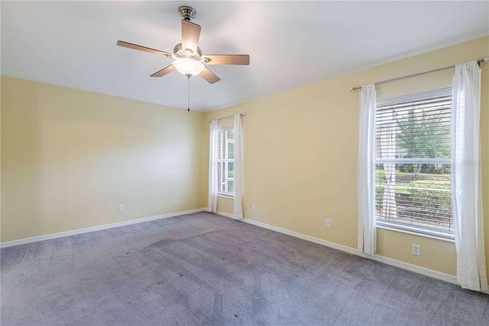 5370 Indian Ocean Loop Property Photo 18