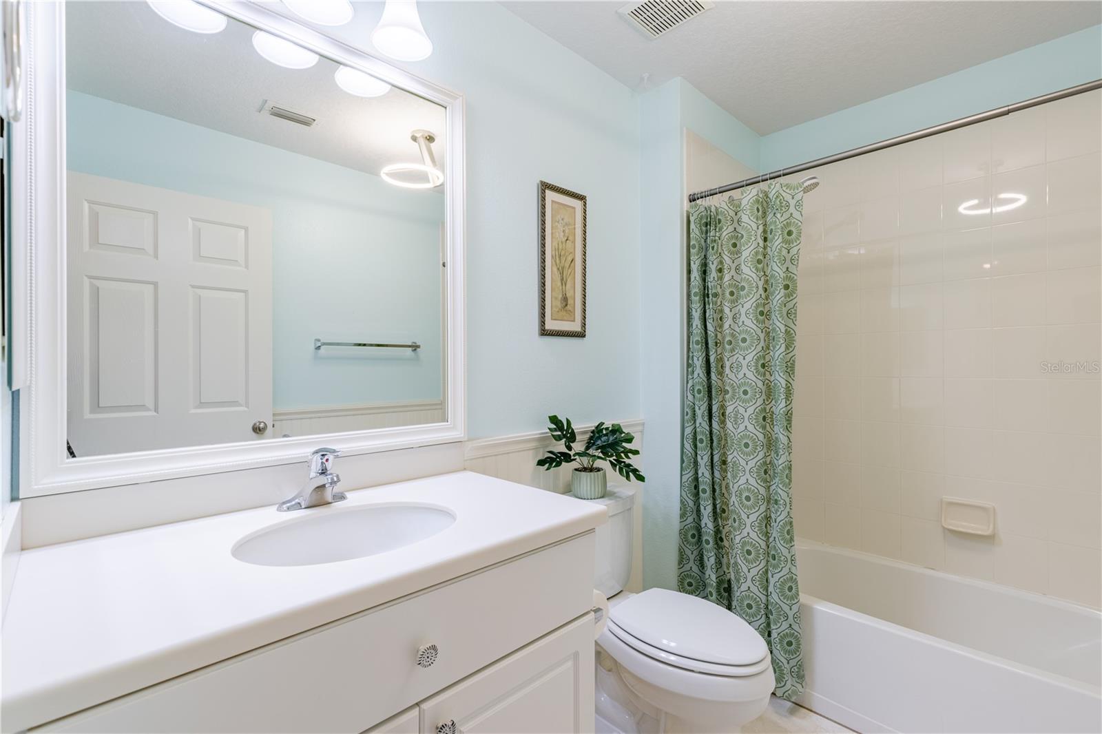 5370 Indian Ocean Loop Property Photo 25