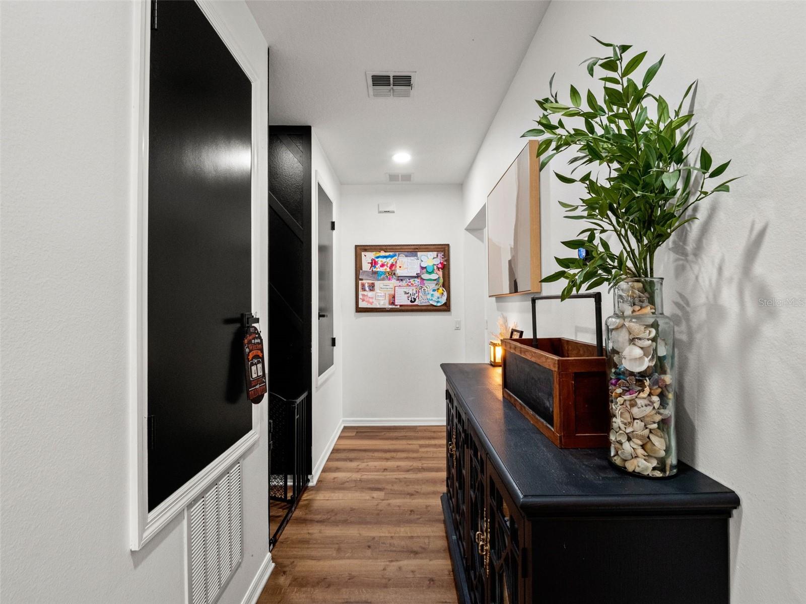 720 Barefoot Bay Loop Property Photo 24