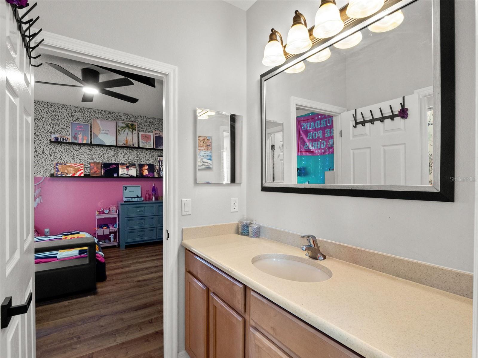 720 Barefoot Bay Loop Property Photo 32