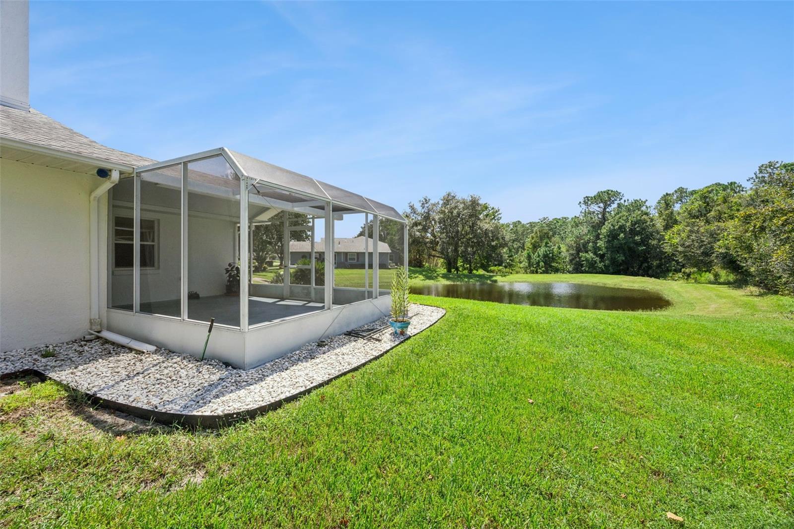 27138 Racquet Cir Property Photo 37