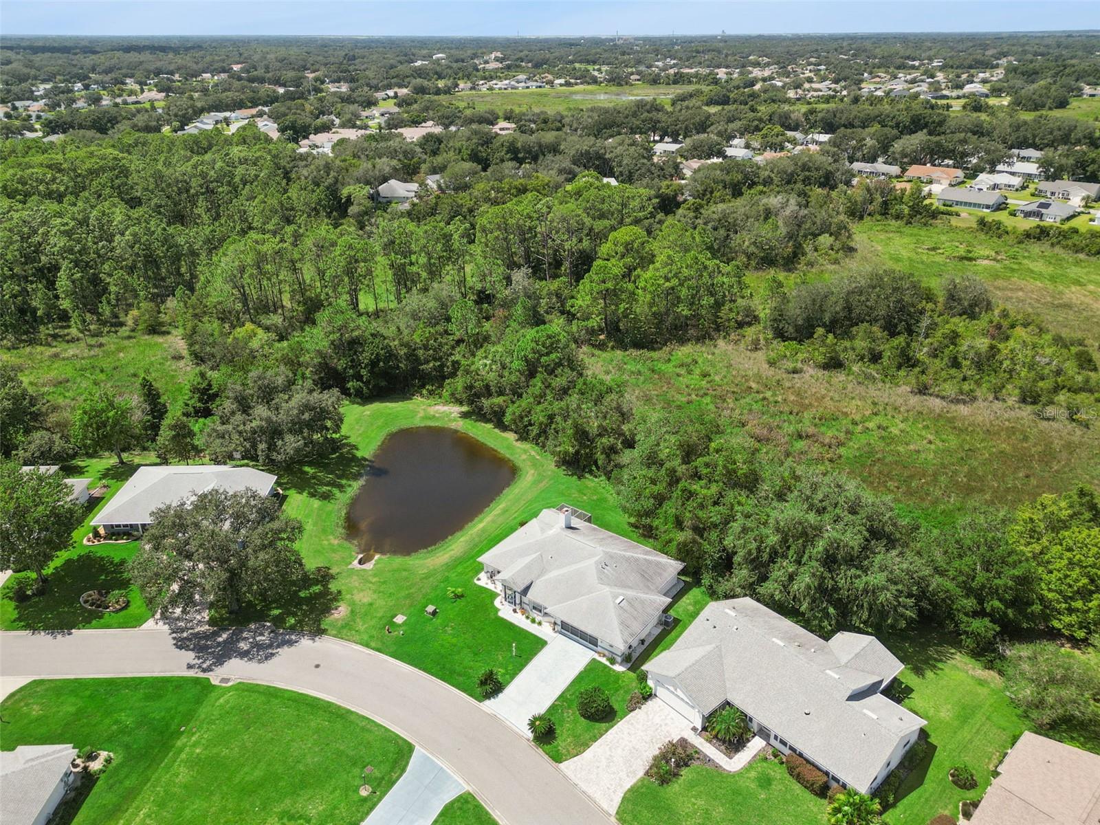 27138 Racquet Cir Property Photo 46