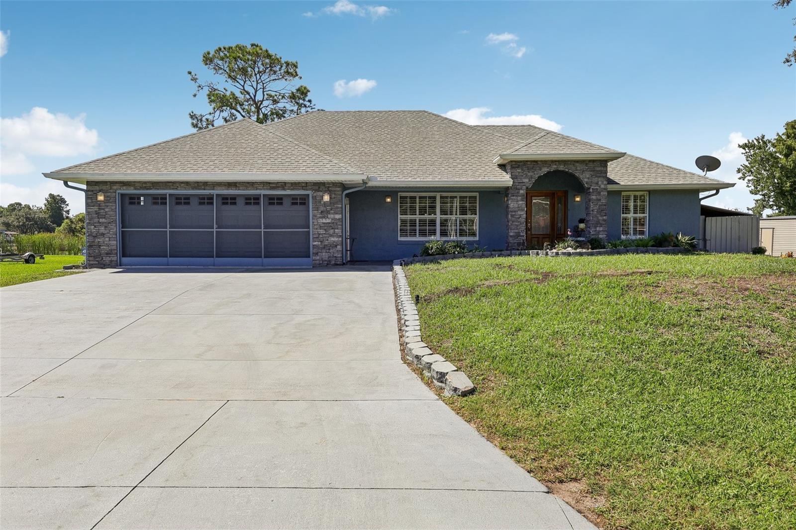 28116 Lois Dr Property Photo 1