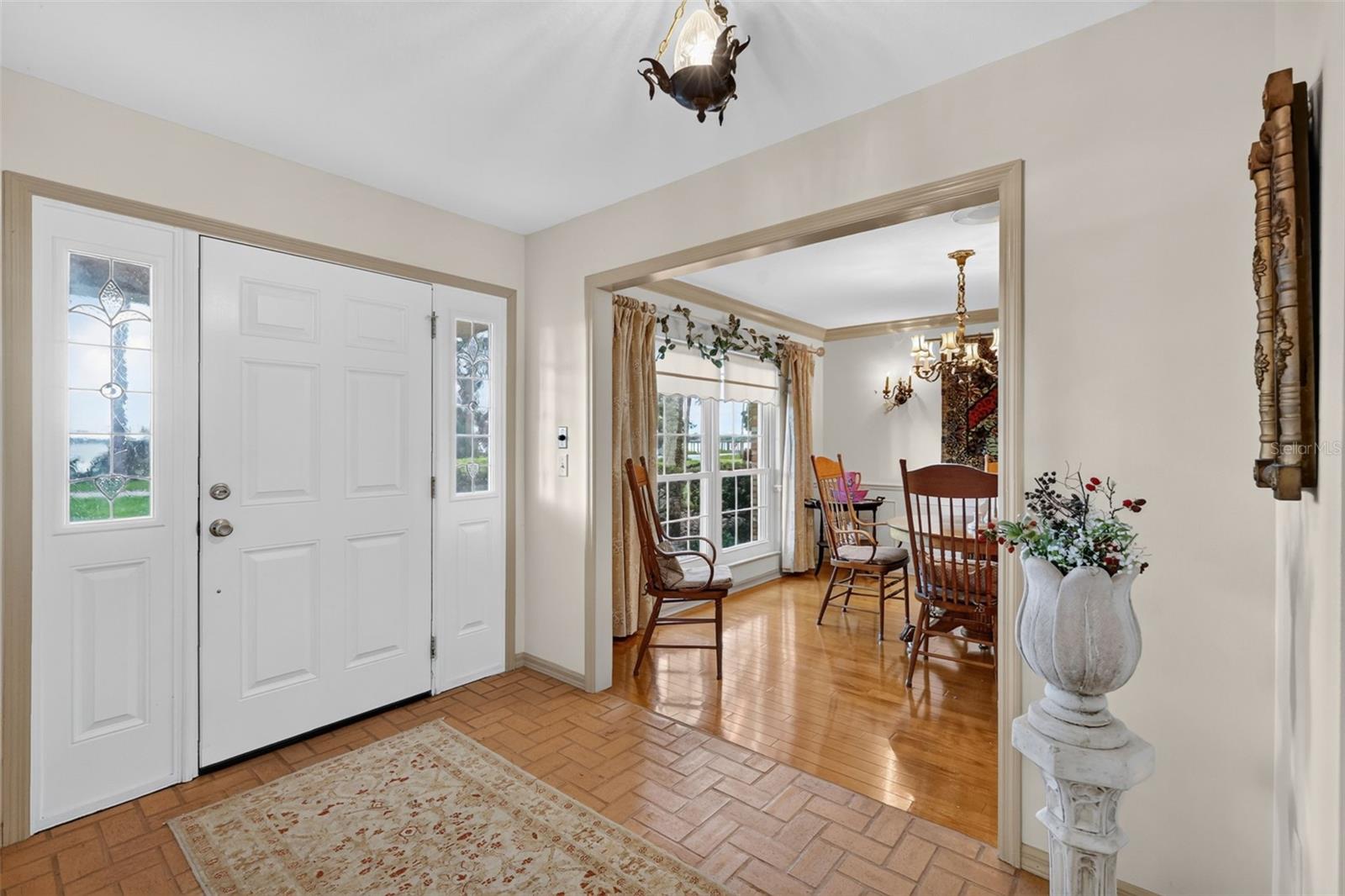 3081 Lakeshore Dr Property Photo 11