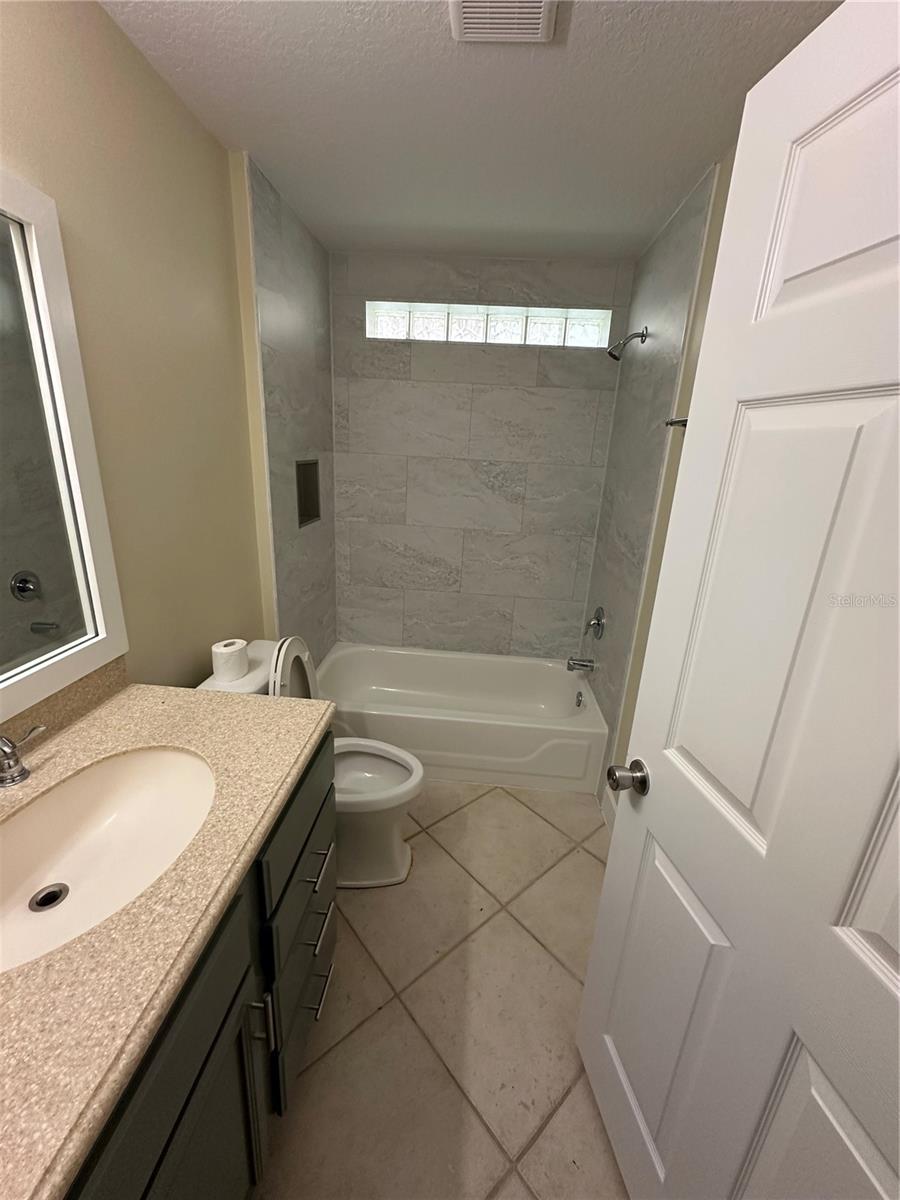 10 Sunnyside Dr Property Photo 11