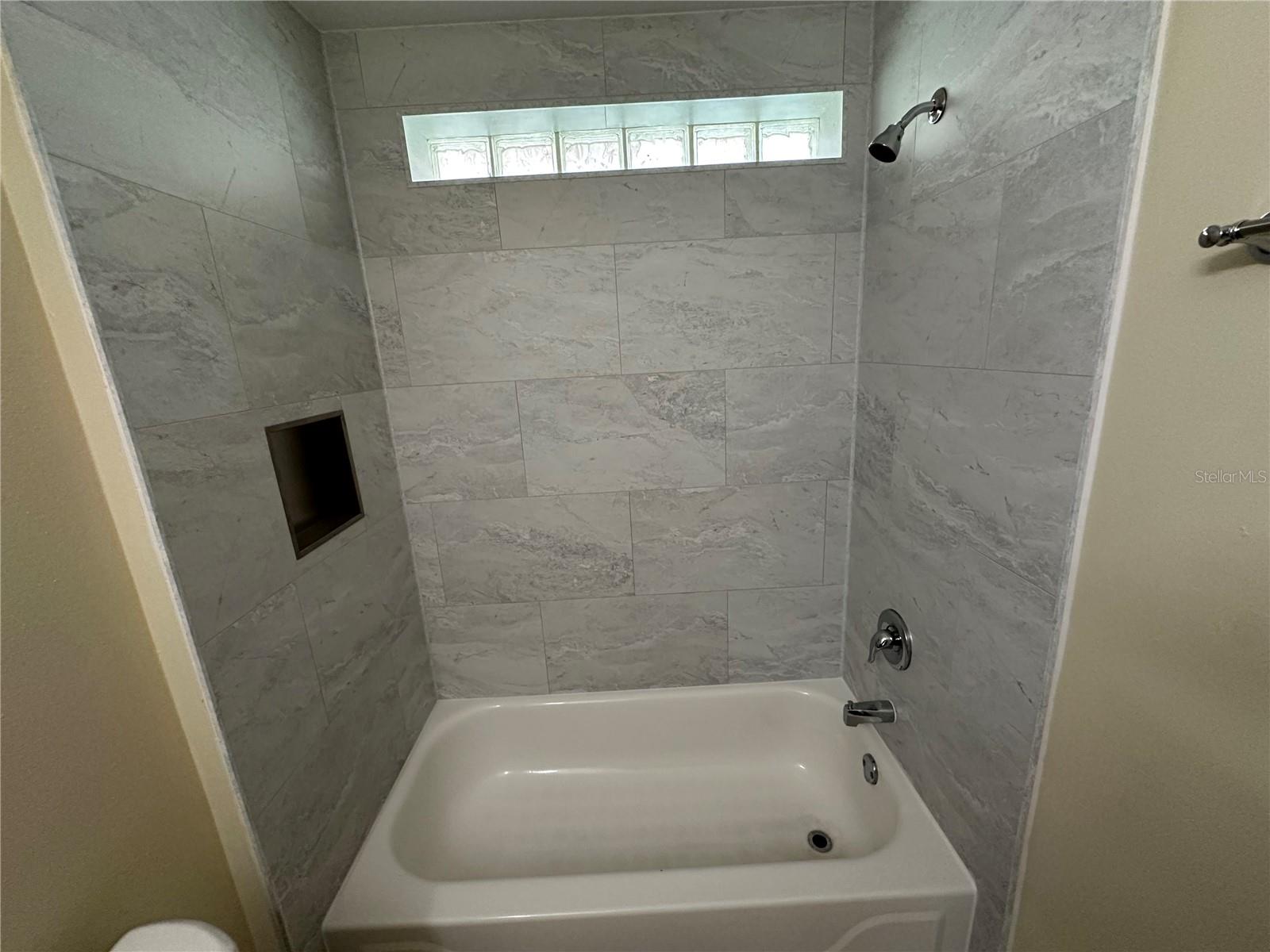 10 Sunnyside Dr Property Photo 12