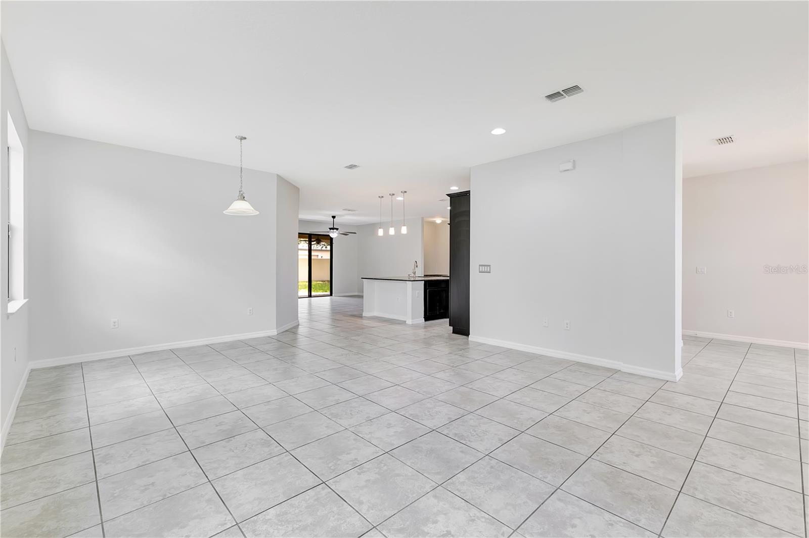 5054 Sicily Dr Property Photo 6