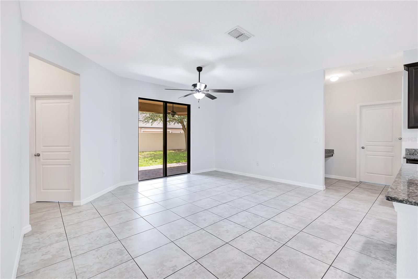 5054 Sicily Dr Property Photo 12