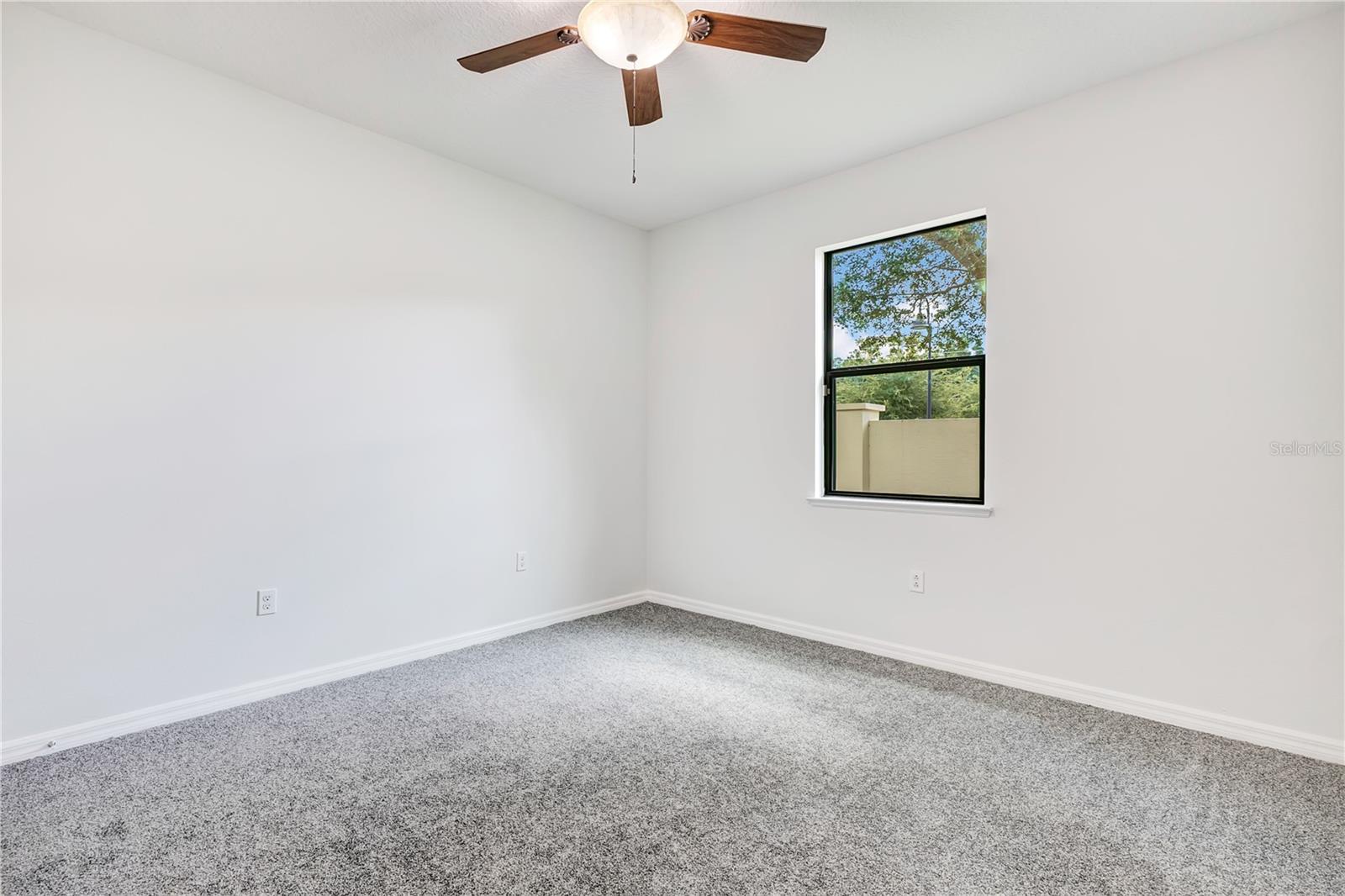 5054 Sicily Dr Property Photo 28