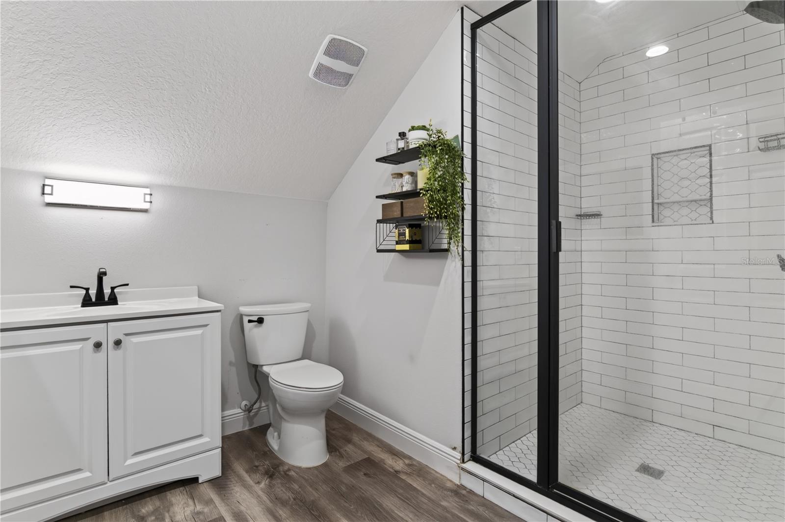 10725 Dark Water Ct Property Photo 33