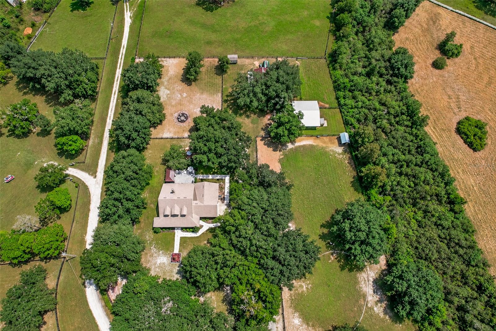 10900 Island Grove Rd Property Photo 53
