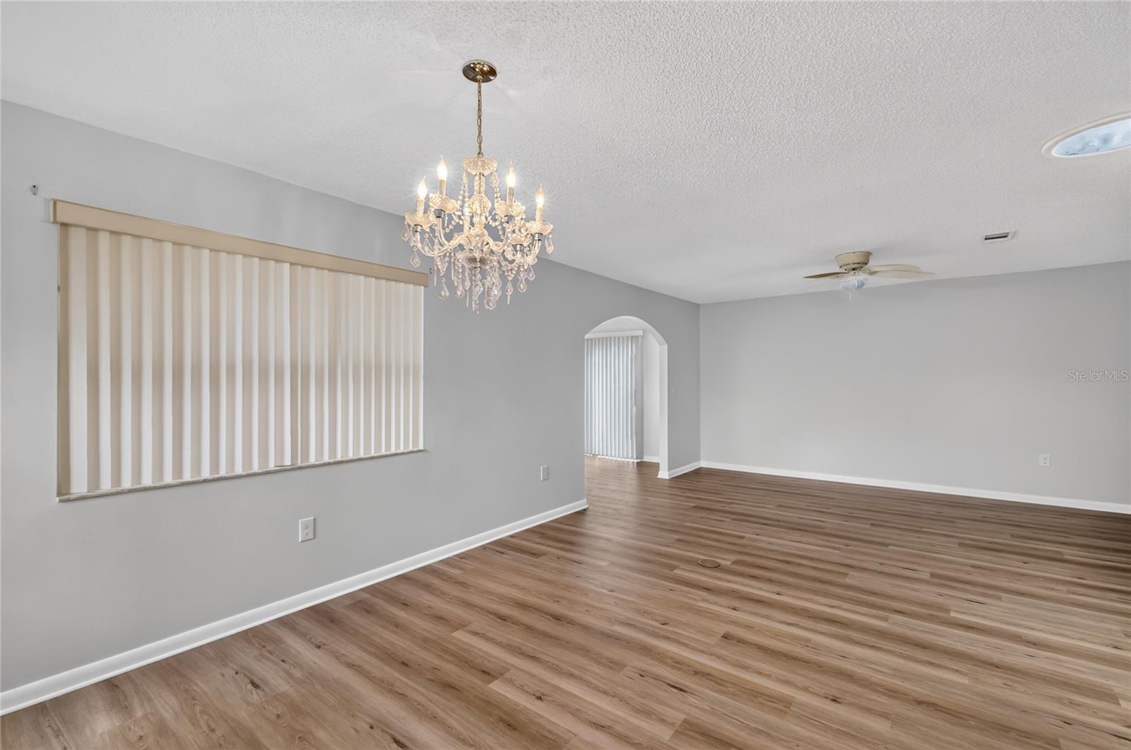 822 Dundee Cir Property Photo 15