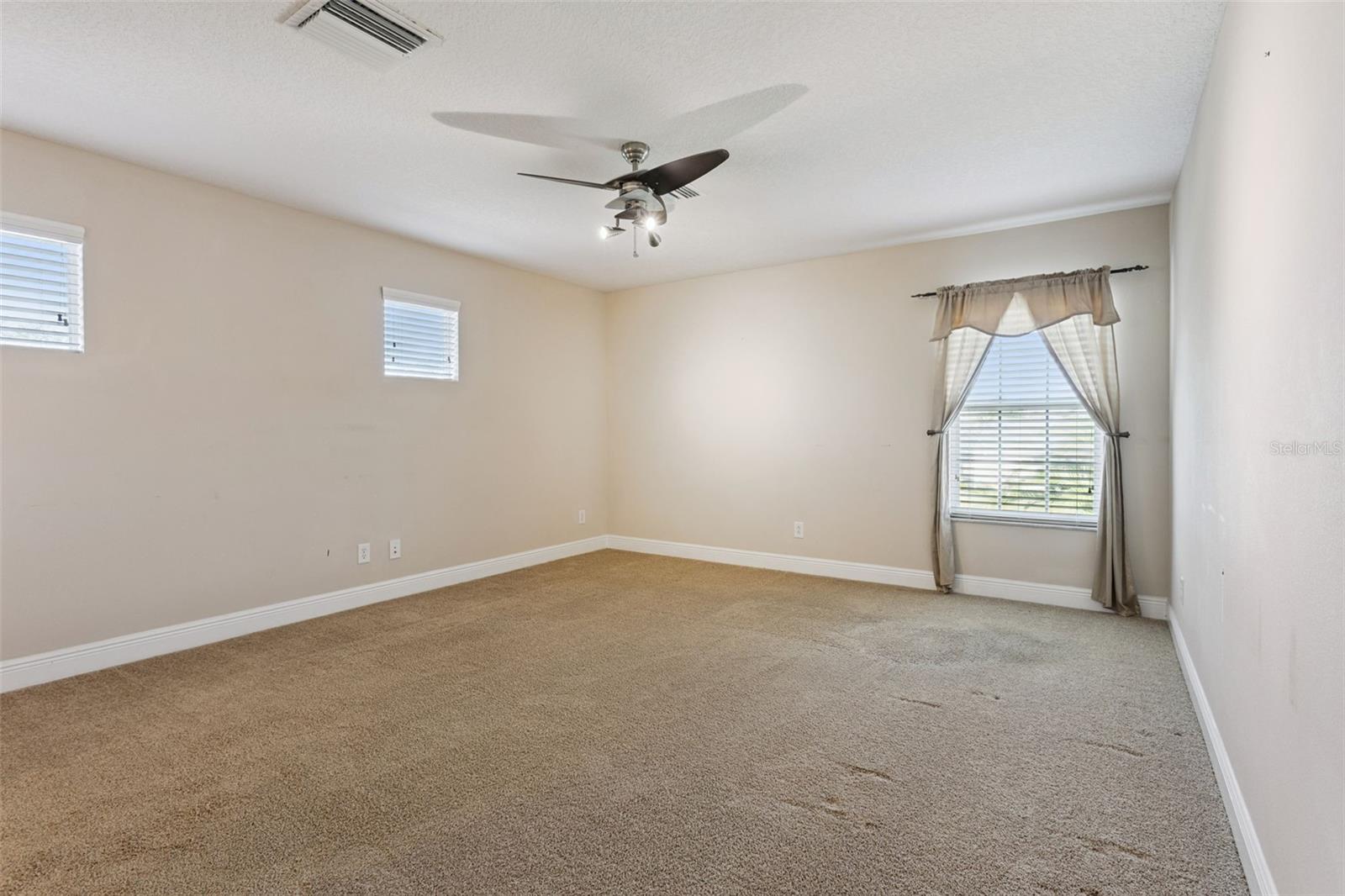 3065 Murano Ct Property Photo 17