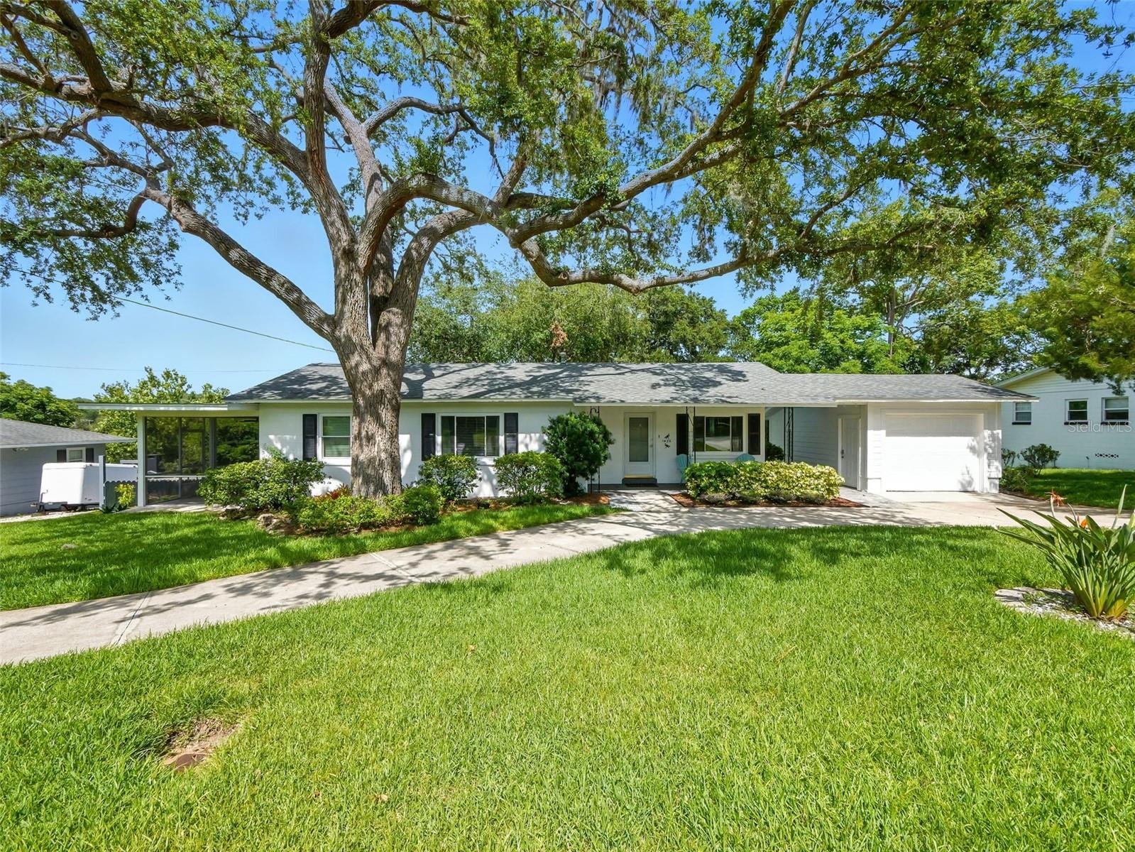 1426 CRESTVIEW DR Property Photo 1