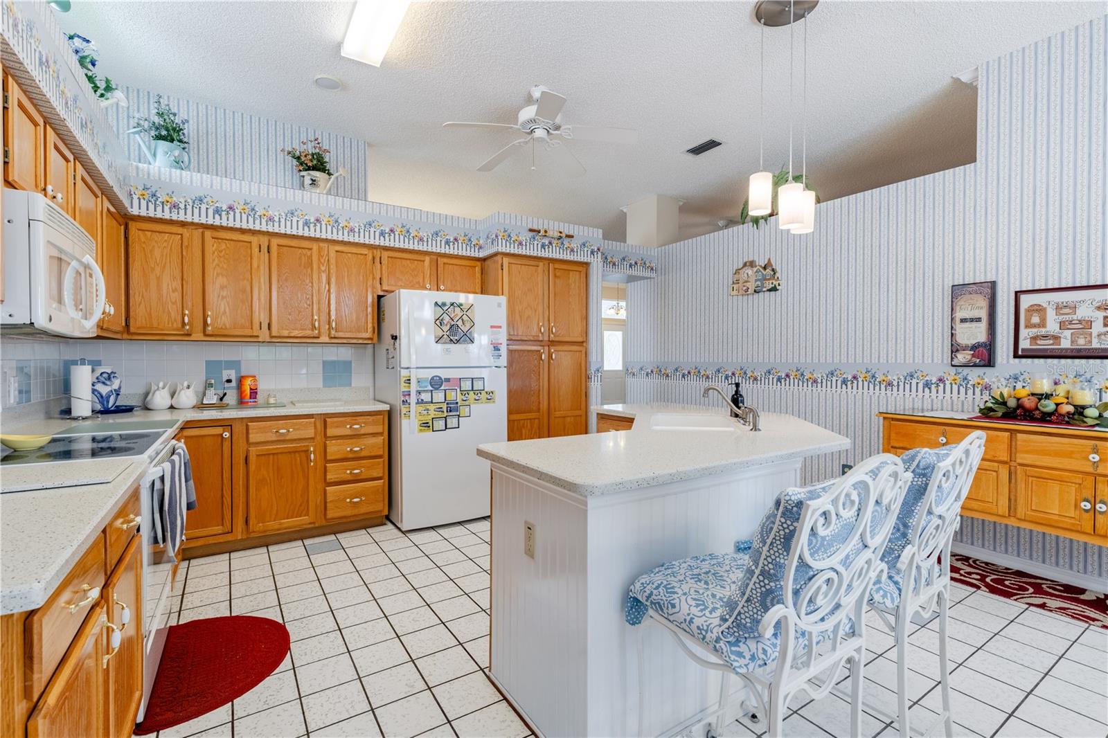 1009 La Mesa Ln Property Photo 30