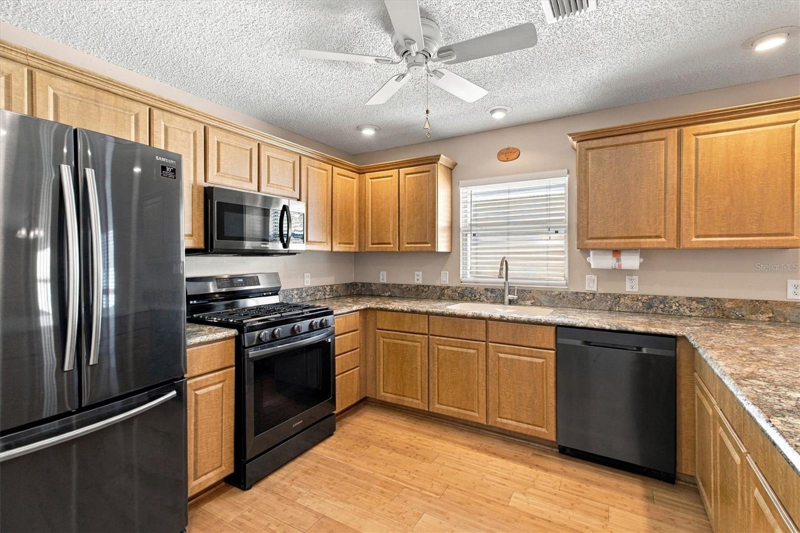 1075 Burnettown Pl Property Photo 9