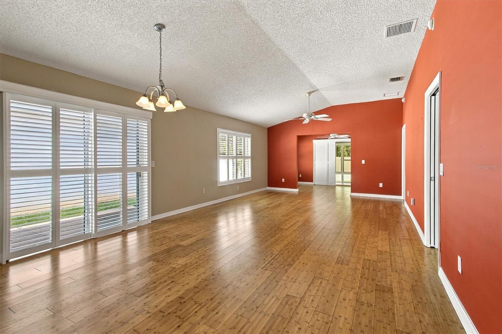 1075 Burnettown Pl Property Photo 12