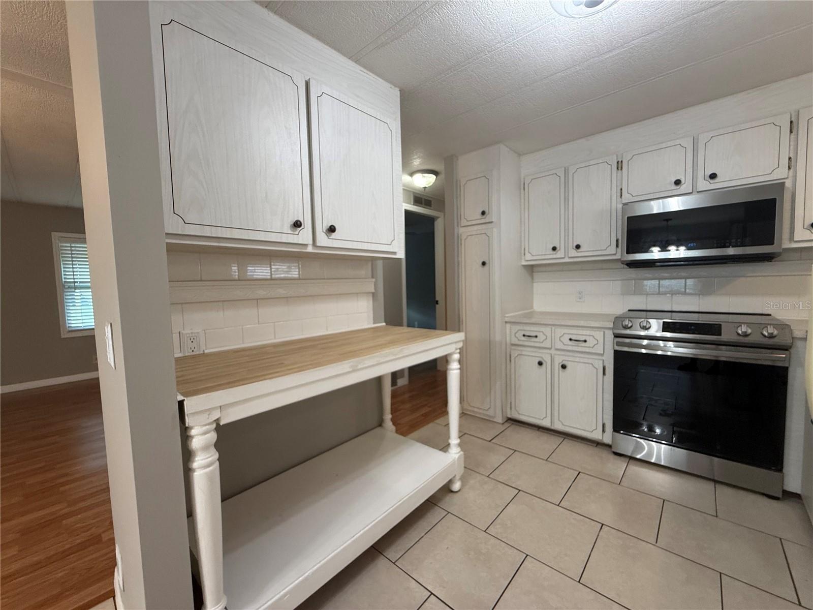 758 Royal Palm Cir Property Photo 11