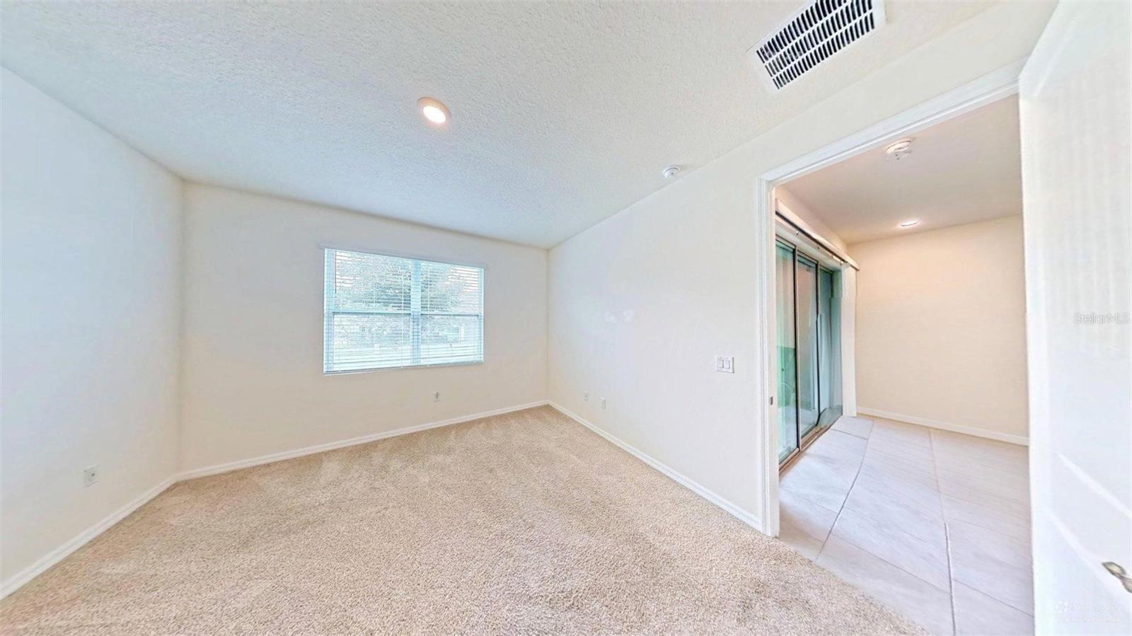29229 Armoyan Blvd Property Photo 25