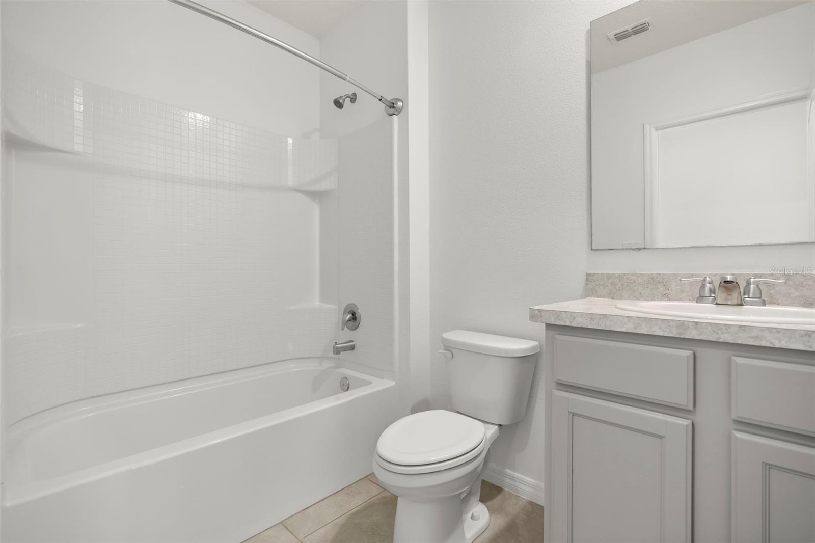 3658 Caspian St Property Photo 13