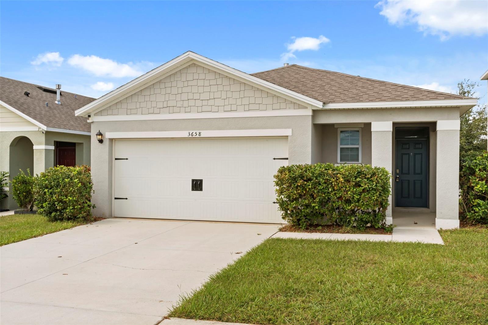 3658 Caspian St Property Photo 27