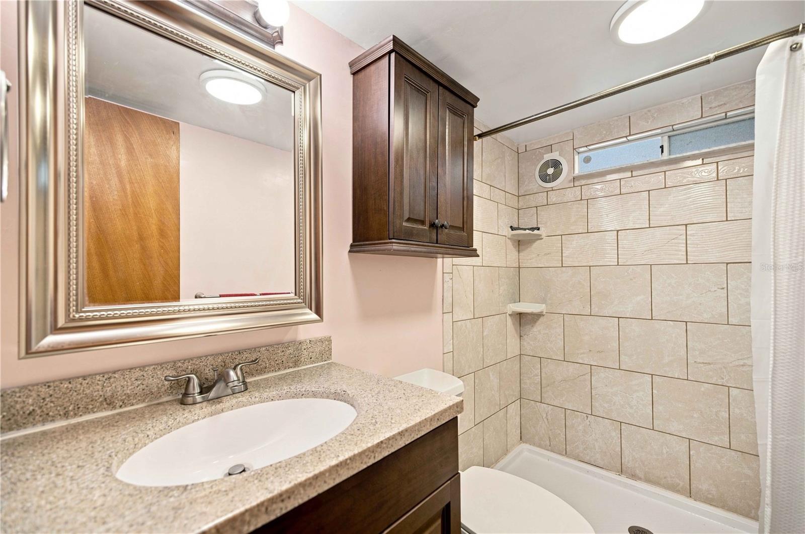 704 Roseapple Ave Property Photo 22