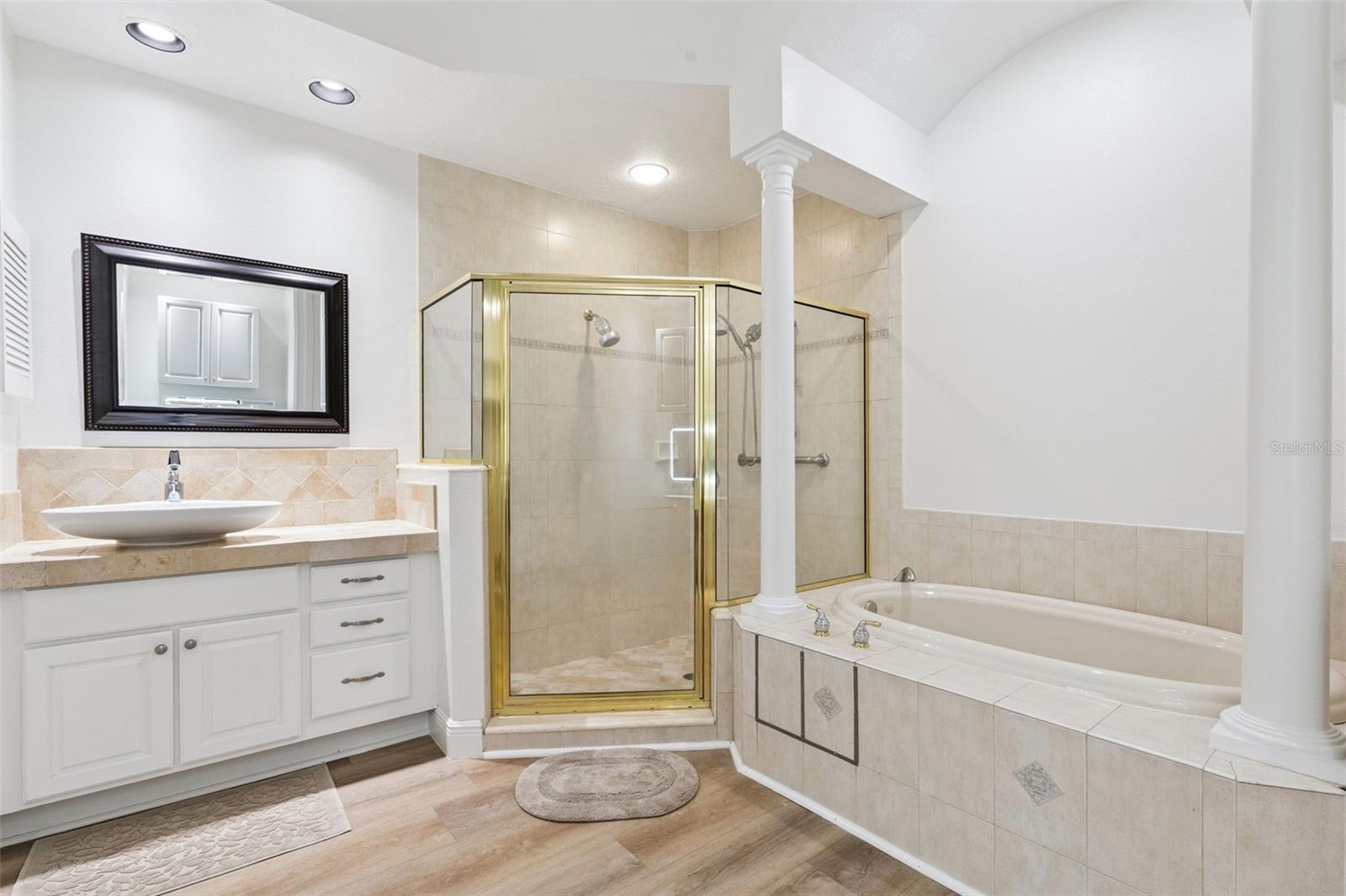 402 Camino Real Blvd #402 Property Photo 11