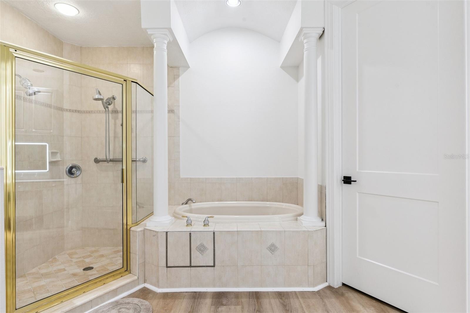 402 Camino Real Blvd #402 Property Photo 23