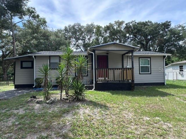 1215 Manor Dr Property Photo 1