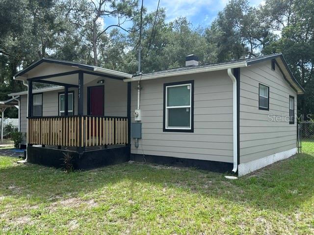 1215 Manor Dr Property Photo 2