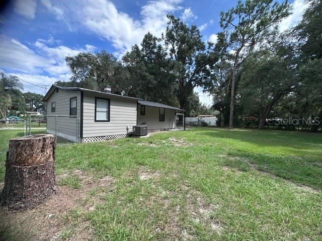 1215 Manor Dr Property Photo 9