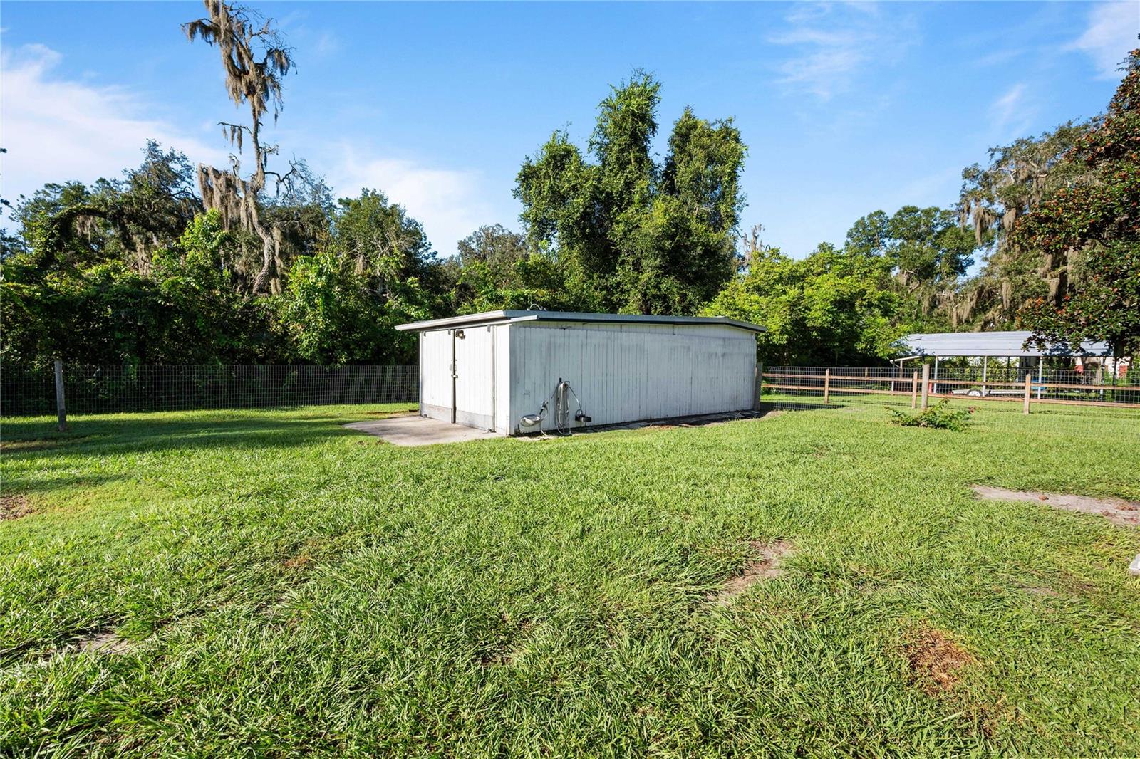 2341 Se 102nd Ln Property Photo 31