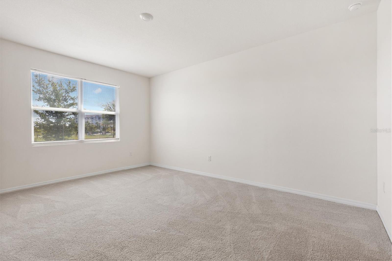 5043 Stokes Way Property Photo 6