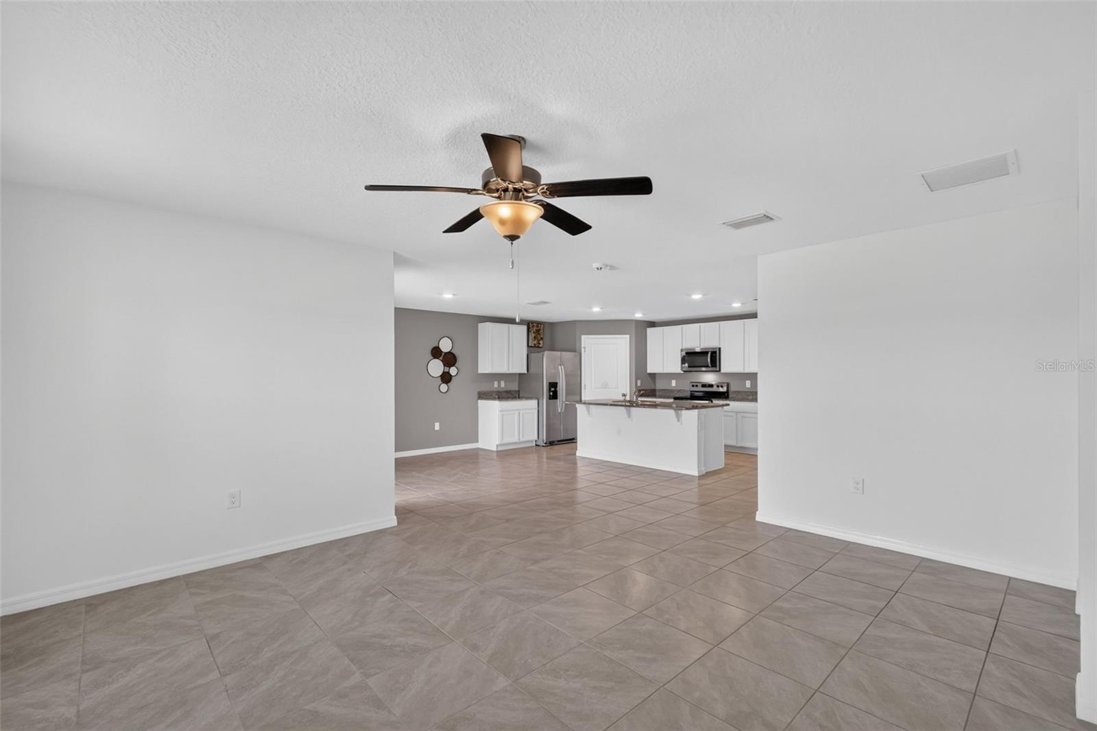 8510 Triumph Cir Property Photo 8