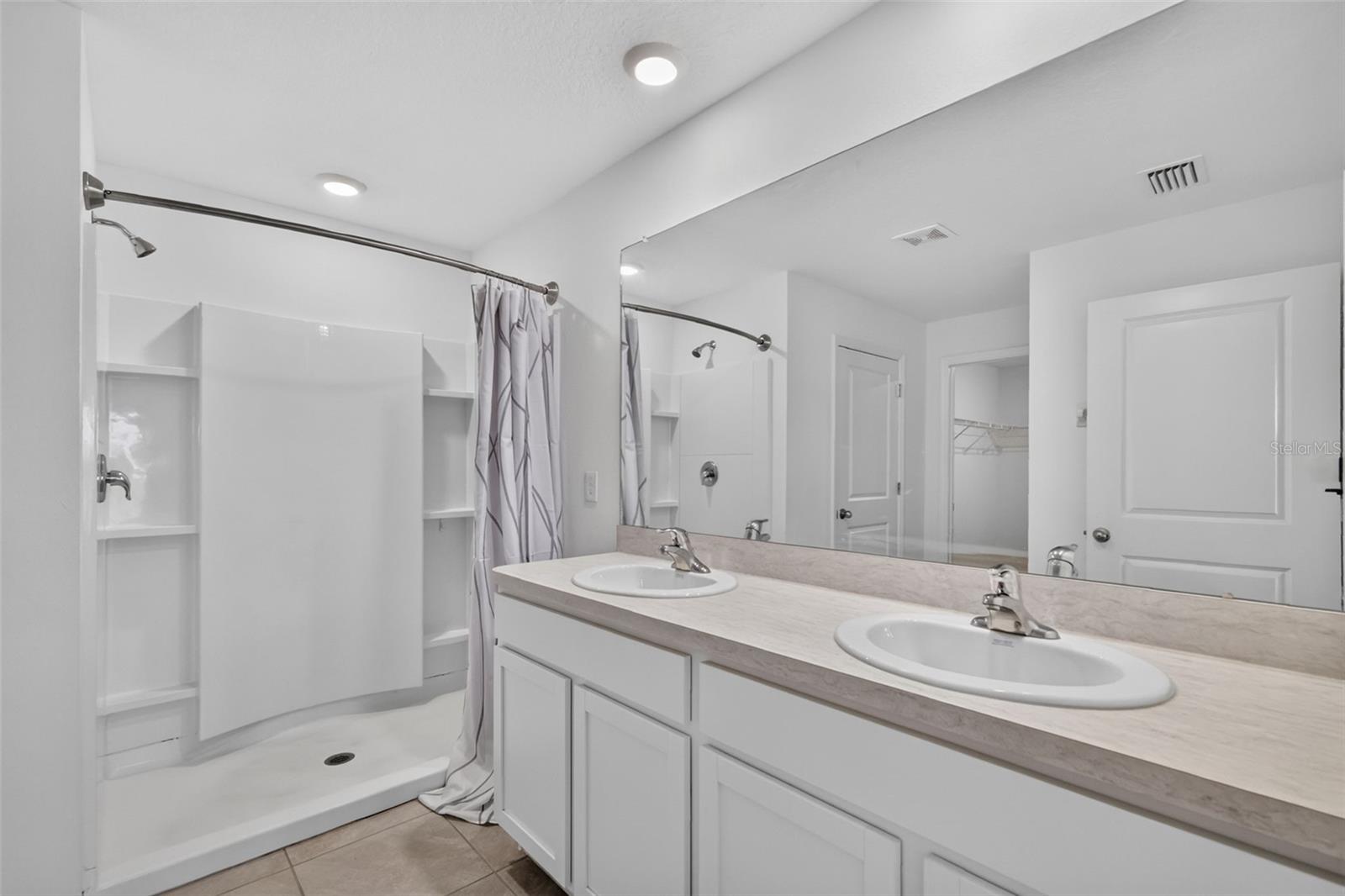 8510 Triumph Cir Property Photo 30