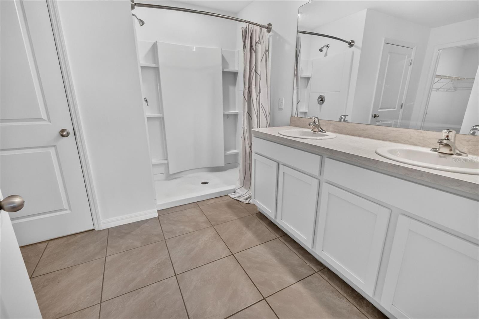 8510 Triumph Cir Property Photo 31