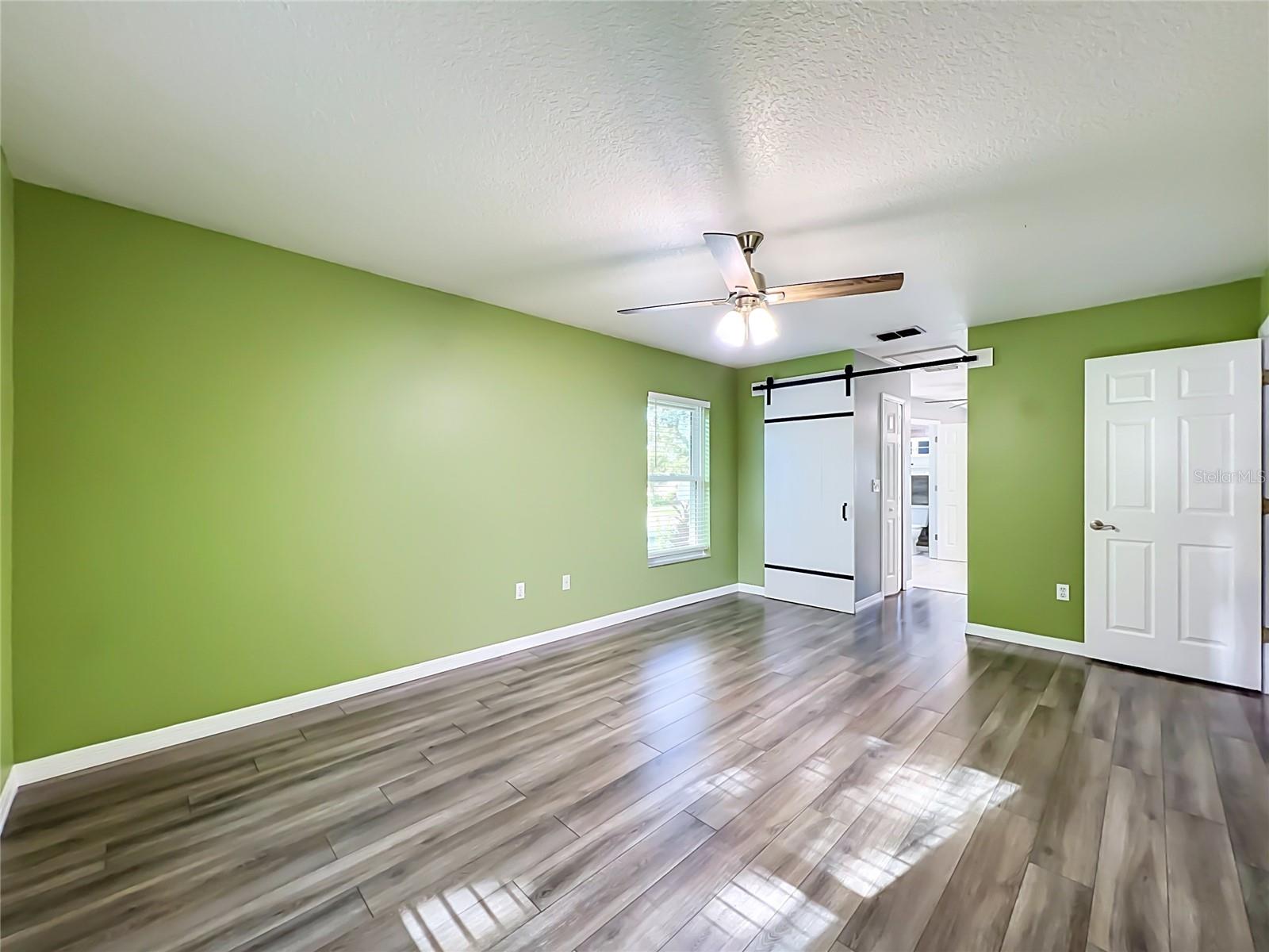 1010 High Ridge Ct Property Photo 29