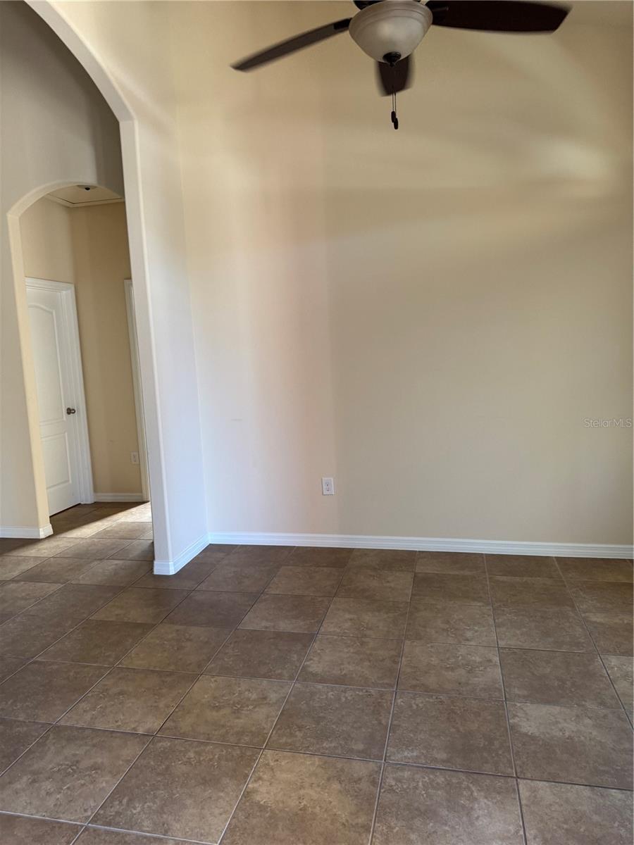 10004 Peliseur Ct Property Photo 4