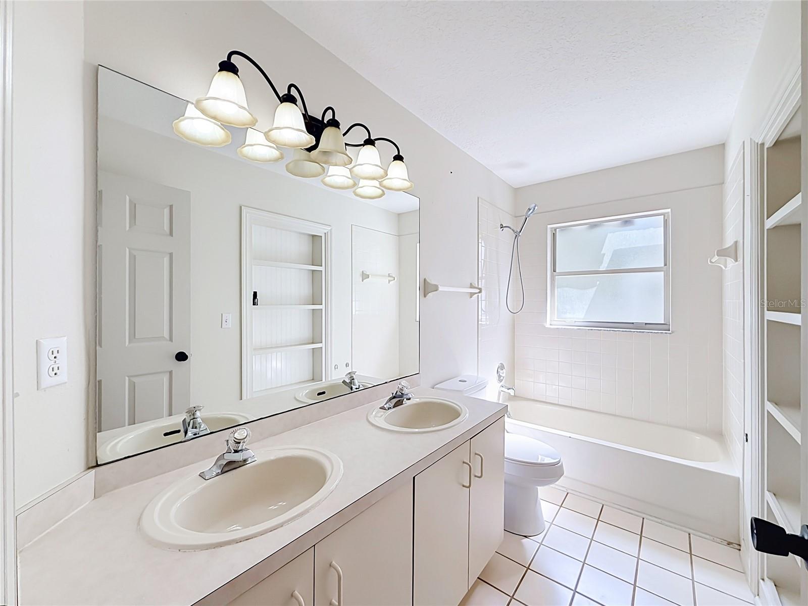 2961 Westgate Dr Property Photo 27