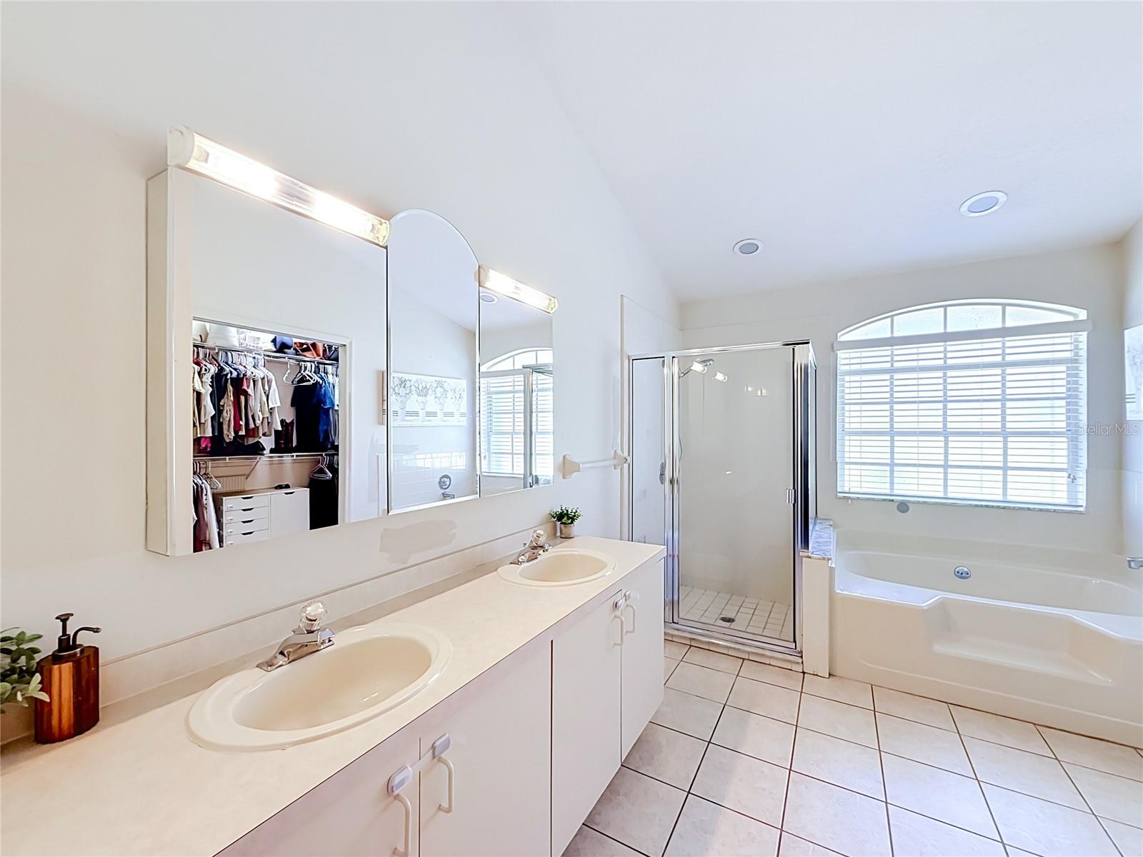 2961 Westgate Dr Property Photo 32