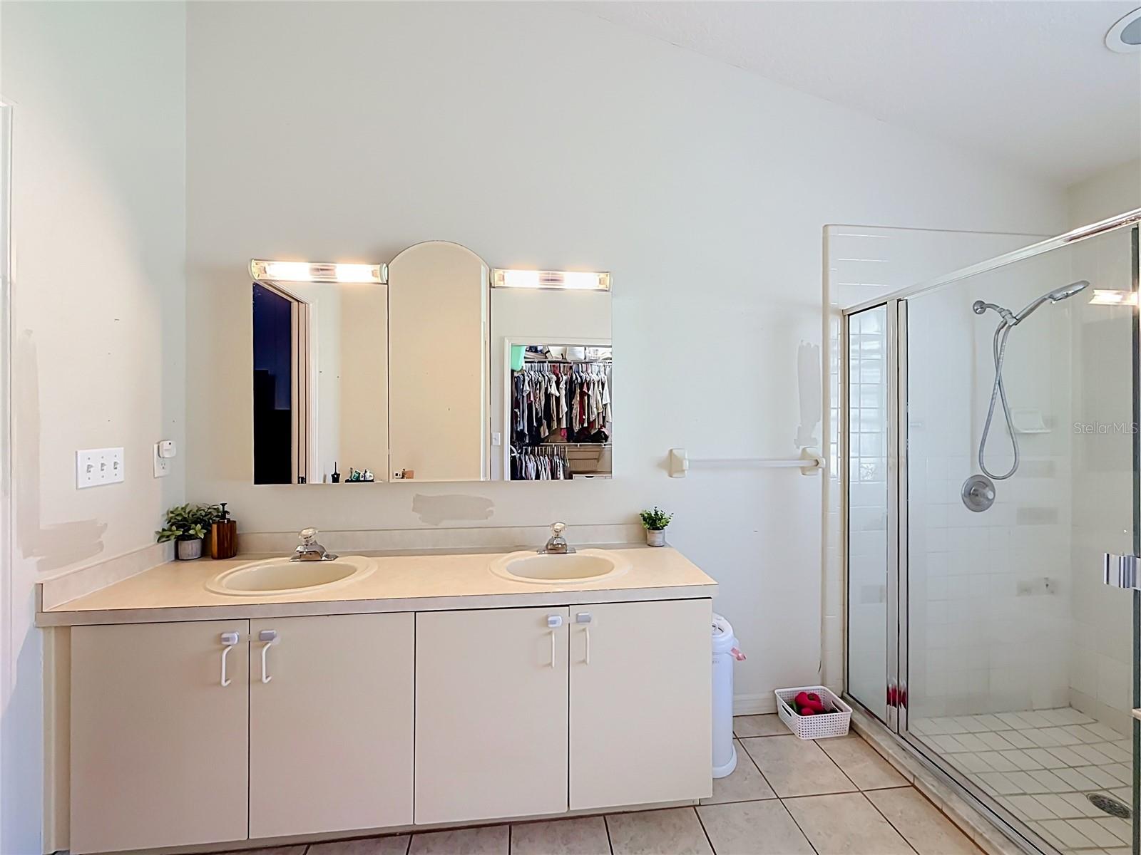 2961 Westgate Dr Property Photo 33