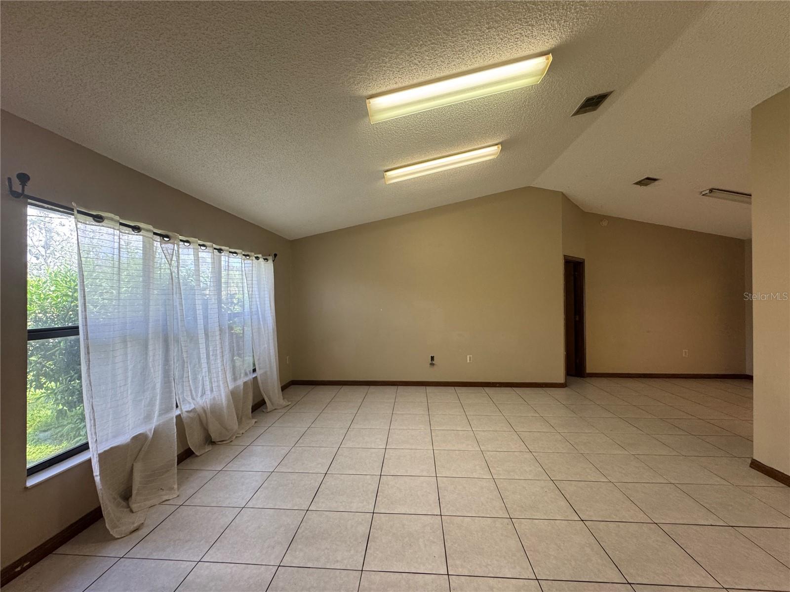 545 Bar Dr Property Photo 10