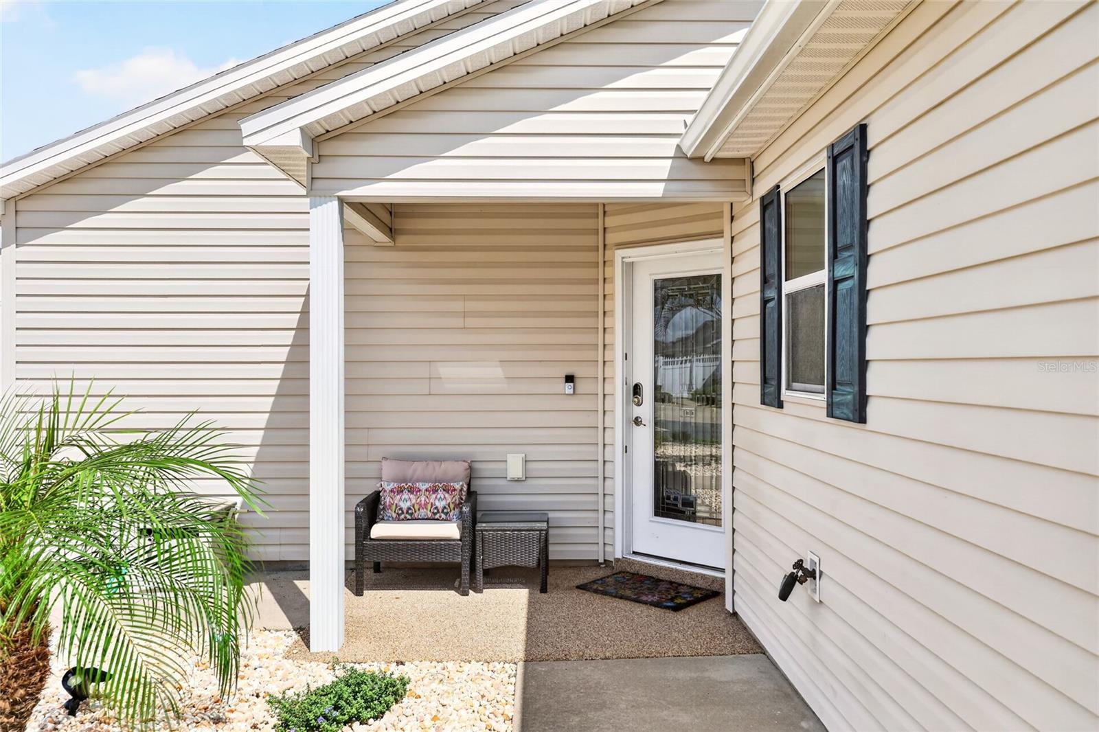 1945 Fiddlewood Pl Property Photo 6