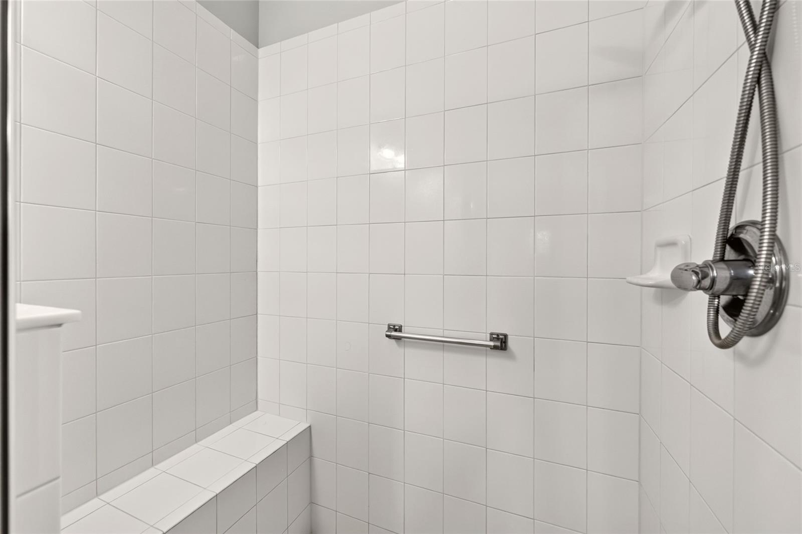 1945 Fiddlewood Pl Property Photo 43