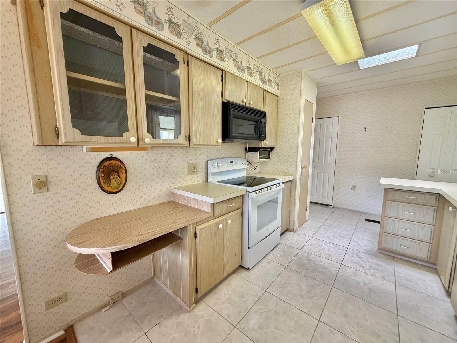 106 Jasmine Trl Property Photo 17