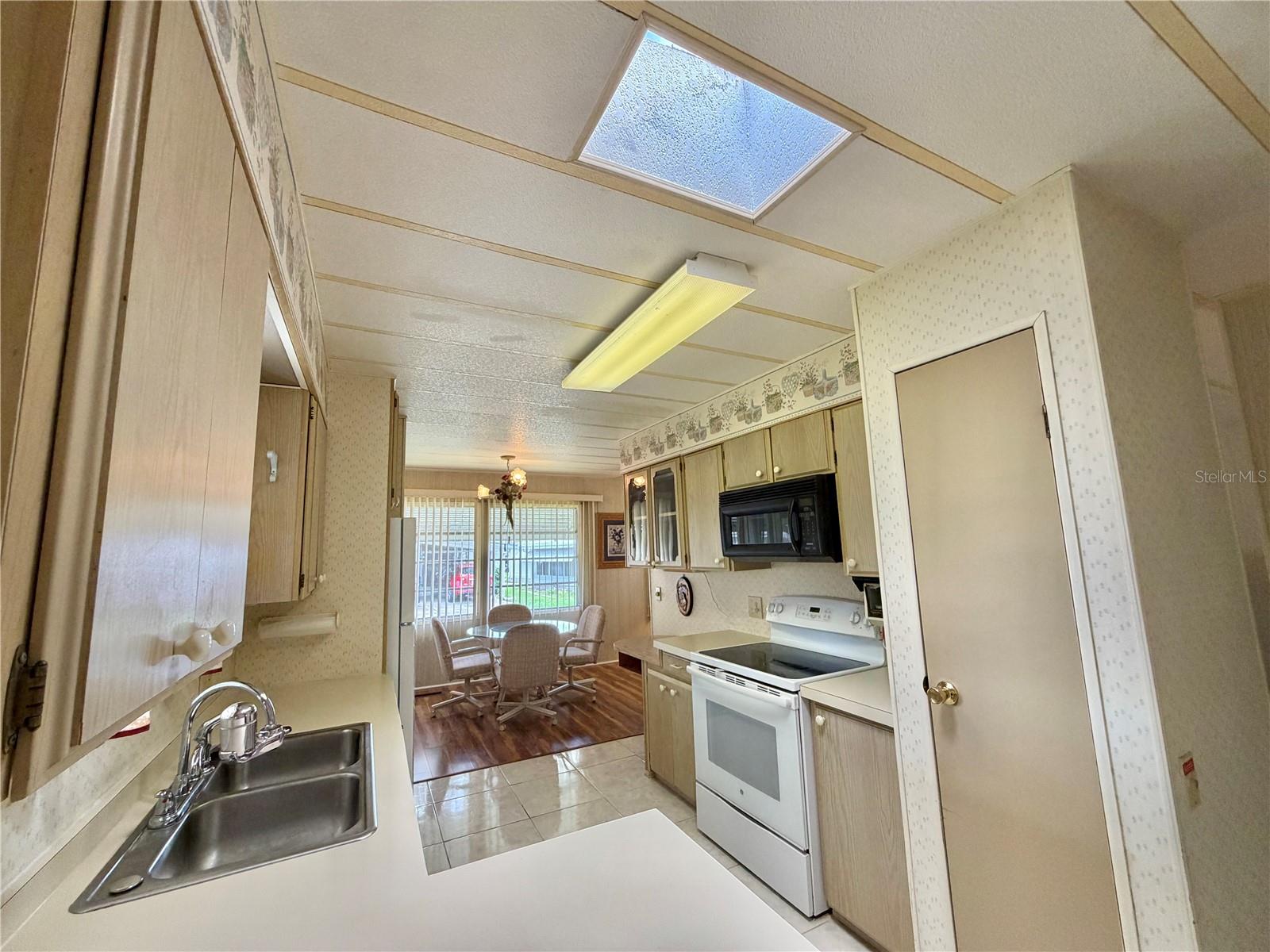106 Jasmine Trl Property Photo 20