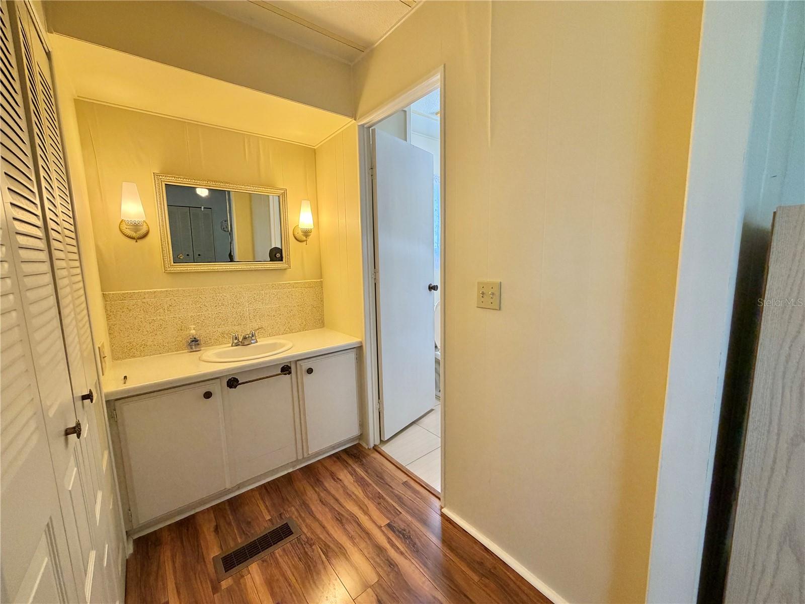 106 Jasmine Trl Property Photo 30
