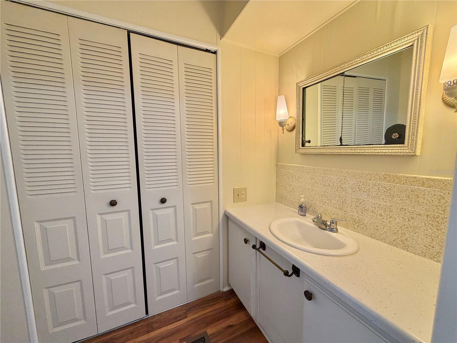 106 Jasmine Trl Property Photo 32