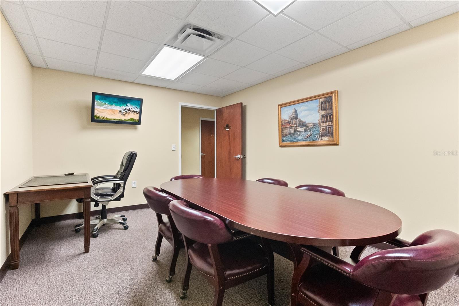 467 Lake Howell Rd #206 Property Photo 7