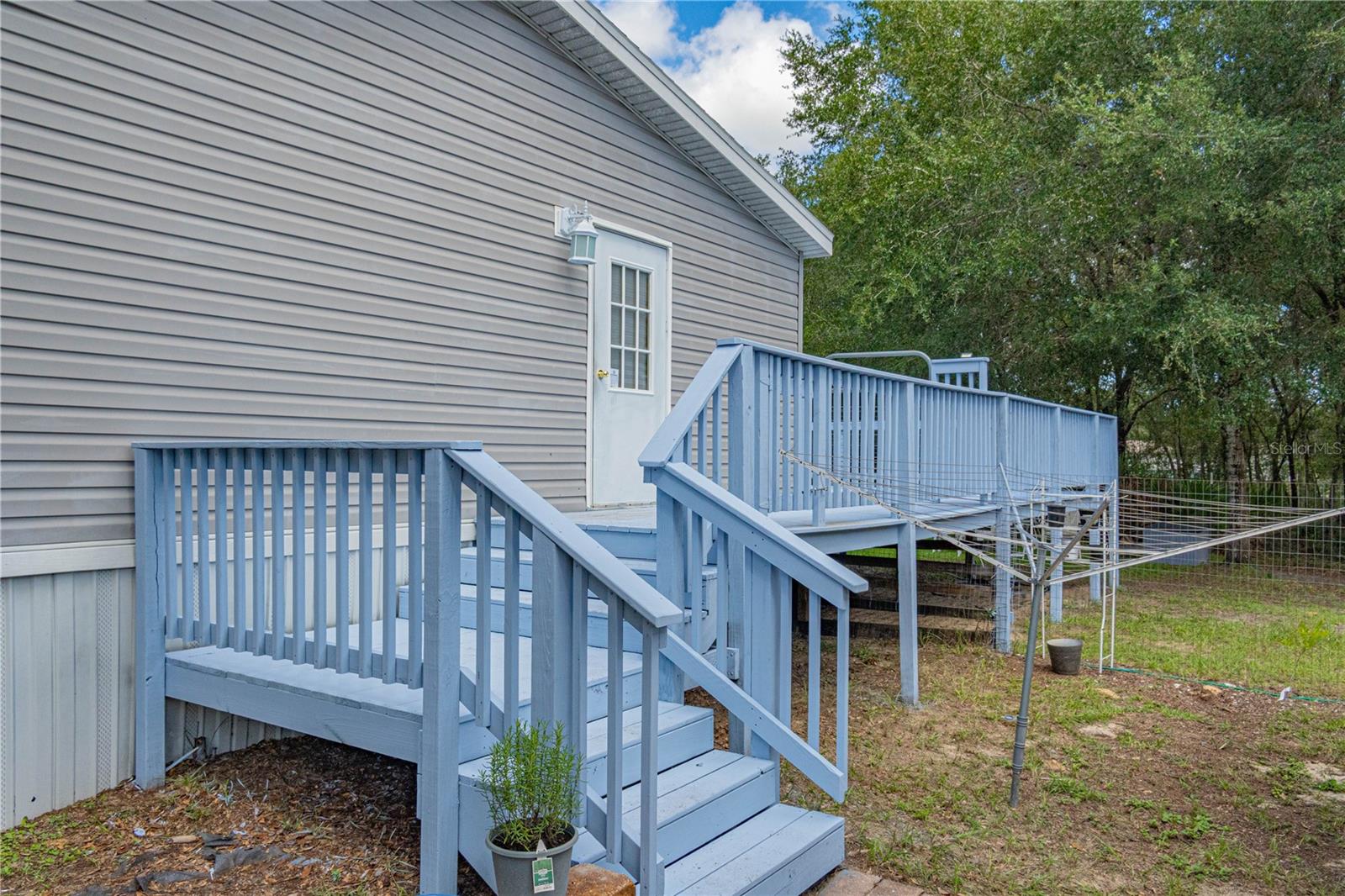 1129 E La Salle St Property Photo 4